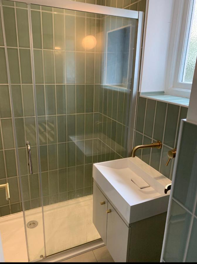 Stylish 1 Bedroom Designer Apartment London Ngoại thất bức ảnh
